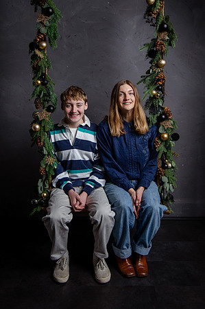 The Henderson Family at Photopia Studios – Warm Tones, Real Connection662