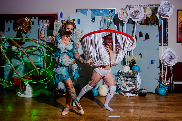 Kiki Cabaret53413