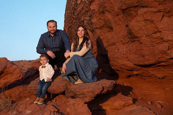 Trevor and Amy Gee Family Session at Pioneer Park2004