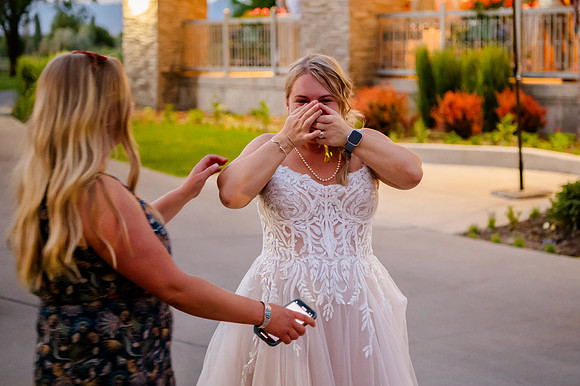 Celebrating Megan and Seth: A Festive Reception at River Oaks Golf Course