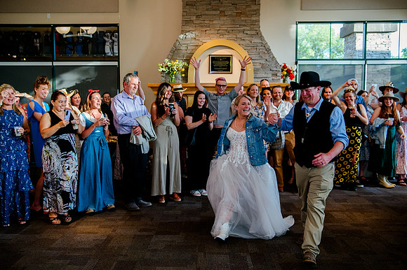 Celebrating Megan and Seth: A Festive Reception at River Oaks Golf Course