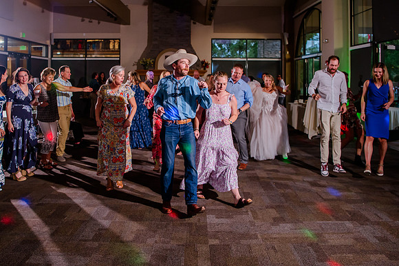 Celebrating Megan and Seth: A Festive Reception at River Oaks Golf Course