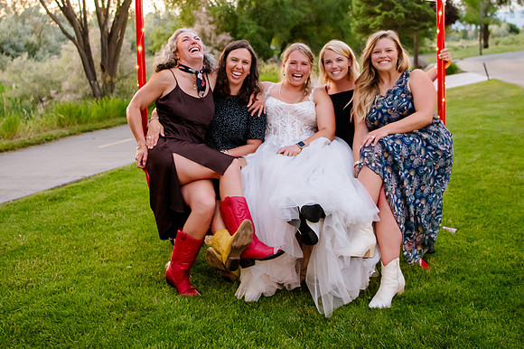 Celebrating Megan and Seth: A Festive Reception at River Oaks Golf Course