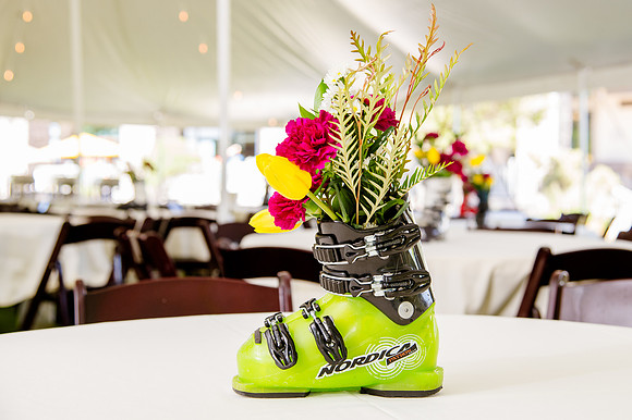 Celebrating Megan and Seth: A Festive Reception at River Oaks Golf Course