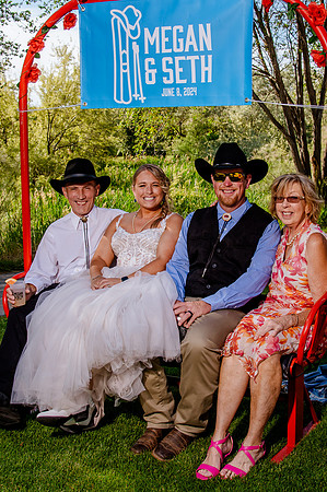 Celebrating Megan and Seth: A Festive Reception at River Oaks Golf Course