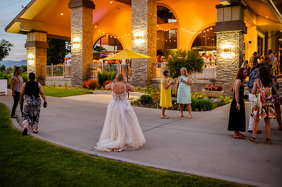 Celebrating Megan and Seth: A Festive Reception at River Oaks Golf Course