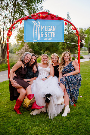 Celebrating Megan and Seth: A Festive Reception at River Oaks Golf Course