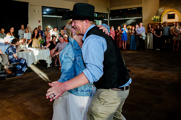 Celebrating Megan and Seth: A Festive Reception at River Oaks Golf Course