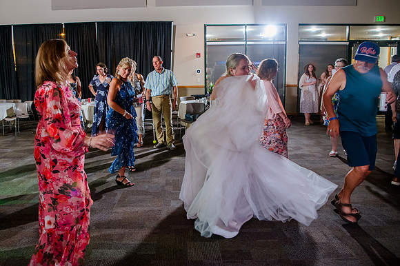 Celebrating Megan and Seth: A Festive Reception at River Oaks Golf Course