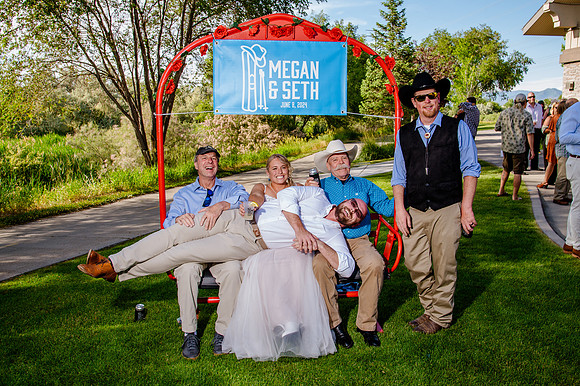 Celebrating Megan and Seth: A Festive Reception at River Oaks Golf Course