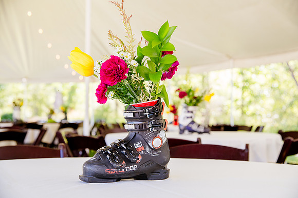 Celebrating Megan and Seth: A Festive Reception at River Oaks Golf Course