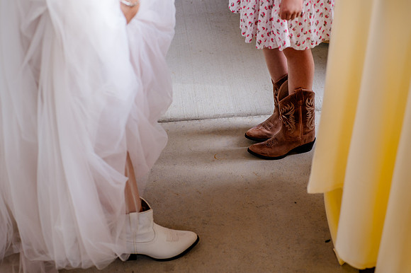 Celebrating Megan and Seth: A Festive Reception at River Oaks Golf Course