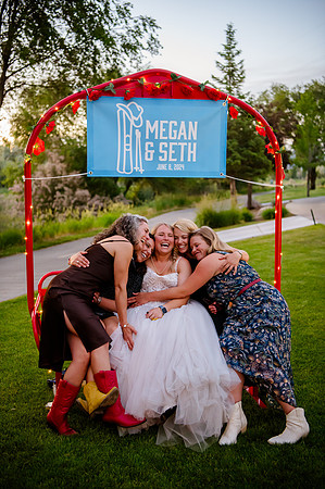 Celebrating Megan and Seth: A Festive Reception at River Oaks Golf Course