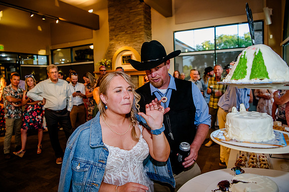 Celebrating Megan and Seth: A Festive Reception at River Oaks Golf Course