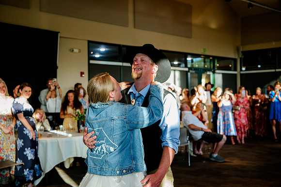 Celebrating Megan and Seth: A Festive Reception at River Oaks Golf Course