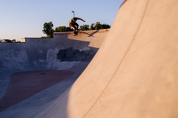 Unveiling Dawn's Magic: Hard Coin-sponsored Skateboarding Shoot at West Valley Skate Park