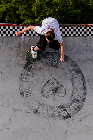 Urban Energy Unleashed: Hard Coin-sponsored Skateboarding Shoot at Vans Skate Park