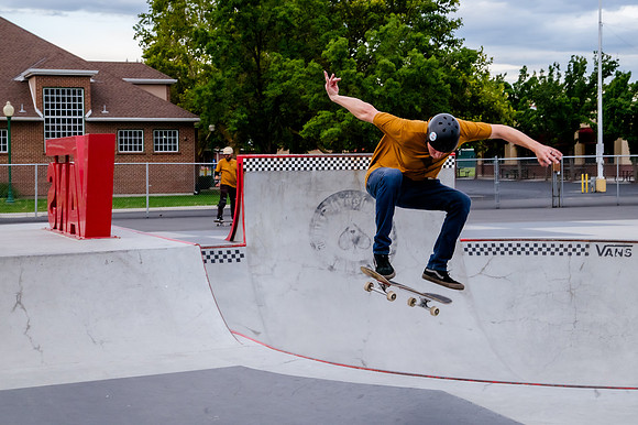 Urban Energy Unleashed: Hard Coin-sponsored Skateboarding Shoot at Vans Skate Park