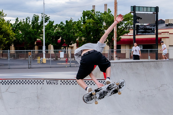 Urban Energy Unleashed: Hard Coin-sponsored Skateboarding Shoot at Vans Skate Park