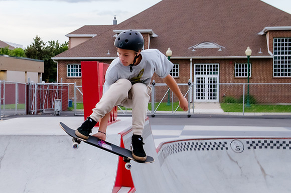 Urban Energy Unleashed: Hard Coin-sponsored Skateboarding Shoot at Vans Skate Park