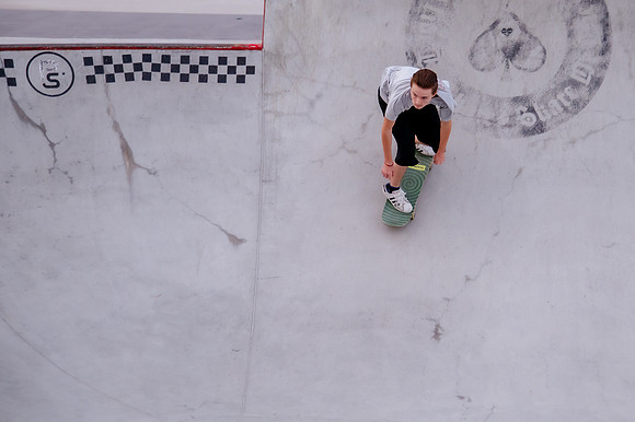 Urban Energy Unleashed: Hard Coin-sponsored Skateboarding Shoot at Vans Skate Park
