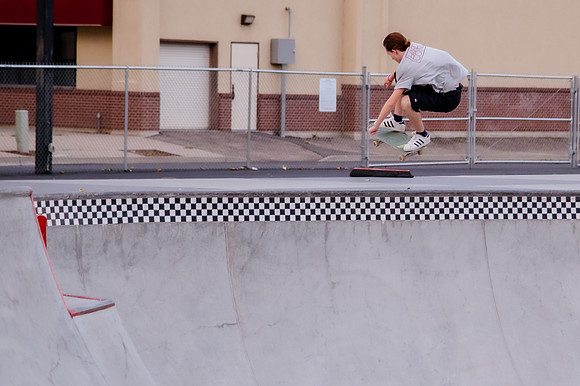 Urban Energy Unleashed: Hard Coin-sponsored Skateboarding Shoot at Vans Skate Park