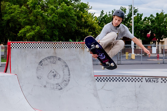 Urban Energy Unleashed: Hard Coin-sponsored Skateboarding Shoot at Vans Skate Park