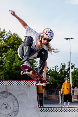 Urban Energy Unleashed: Hard Coin-sponsored Skateboarding Shoot at Vans Skate Park
