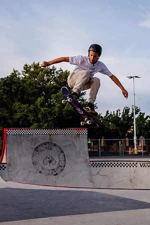 Urban Energy Unleashed: Hard Coin-sponsored Skateboarding Shoot at Vans Skate Park