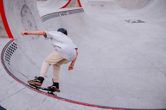 Urban Energy Unleashed: Hard Coin-sponsored Skateboarding Shoot at Vans Skate Park