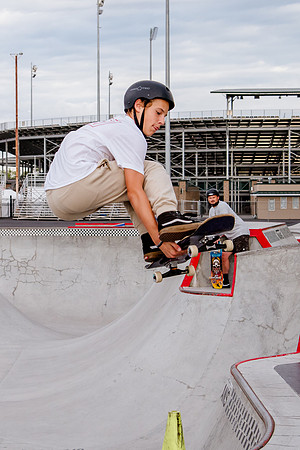 Urban Energy Unleashed: Hard Coin-sponsored Skateboarding Shoot at Vans Skate Park