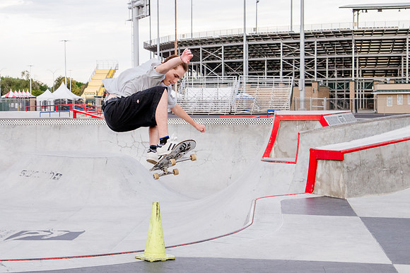 Urban Energy Unleashed: Hard Coin-sponsored Skateboarding Shoot at Vans Skate Park