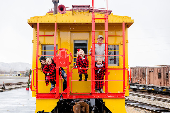 Family Portraits 11-24-2018_DSC5367
