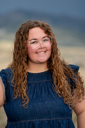 Hadley Lund Golden Hour Desert Senior Session Smyer Image 334