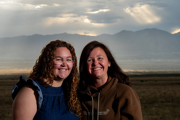 Hadley Lund Golden Hour Desert Senior Session Smyer Image 361