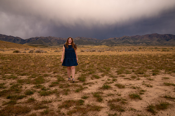 Hadley Lund Golden Hour Desert Senior Session Smyer Image 4540