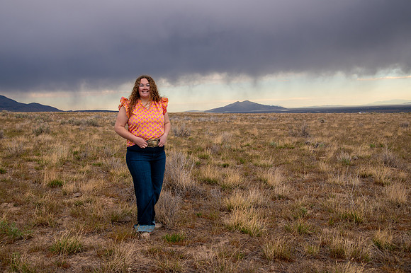 Hadley Lund Golden Hour Desert Senior Session Smyer Image 4689