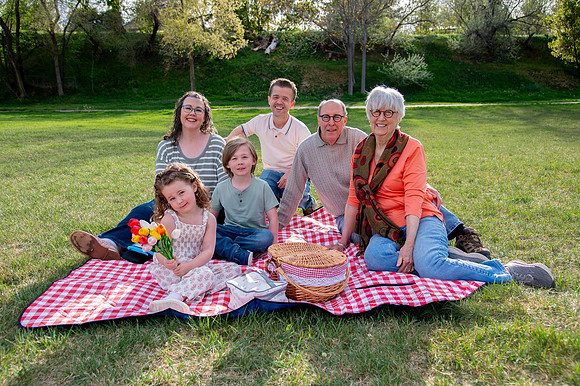 Stark Family Golden Hour Kite Flying Session Smyer Image 4768