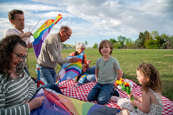 Stark Family Golden Hour Kite Flying Session Smyer Image 4804