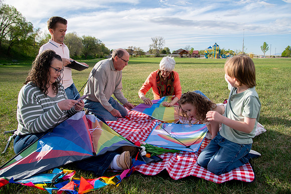 Stark Family Golden Hour Kite Flying Session Smyer Image 4816