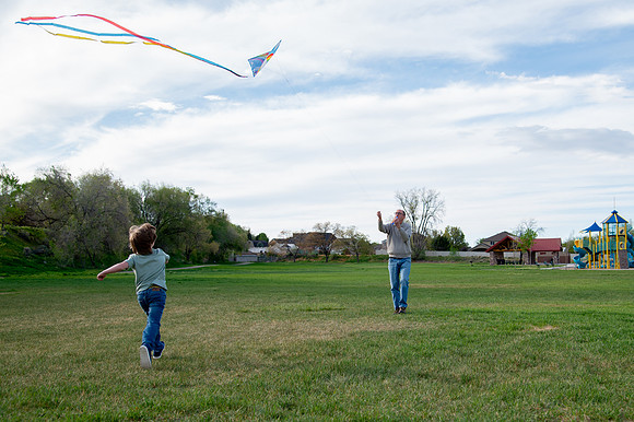 Stark Family Golden Hour Kite Flying Session Smyer Image 4847