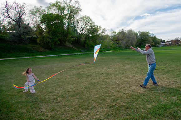 Stark Family Golden Hour Kite Flying Session Smyer Image 4871