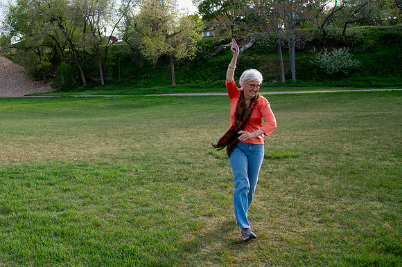 Stark Family Golden Hour Kite Flying Session Smyer Image 4917