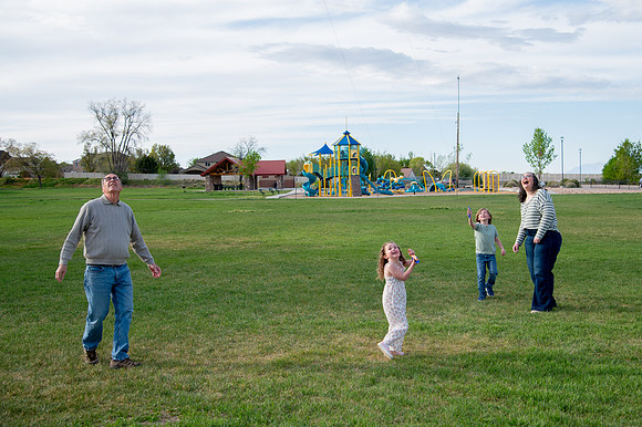 Stark Family Golden Hour Kite Flying Session Smyer Image 4925
