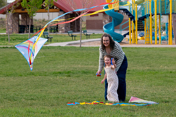 Stark Family Golden Hour Kite Flying Session Smyer Image 4999