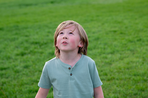 Stark Family Golden Hour Kite Flying Session Smyer Image 5122