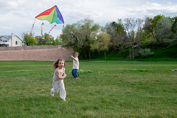 Stark Family Golden Hour Kite Flying Session Smyer Image 5319
