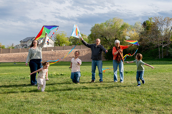 Stark Family Golden Hour Kite Flying Session Smyer Image 5336