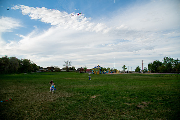 Stark Family Golden Hour Kite Flying Session Smyer Image 5503