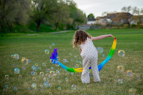 Stark Family Golden Hour Kite Flying Session Smyer Image 5587